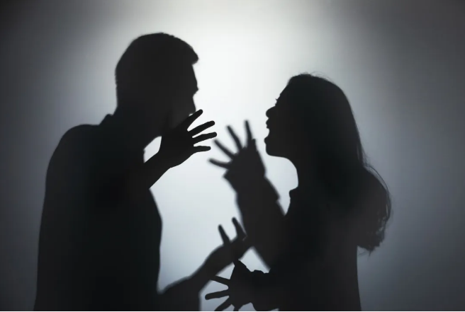 婚姻中如何谈钱不伤感情.png 婚姻中如何谈钱不伤感情.png